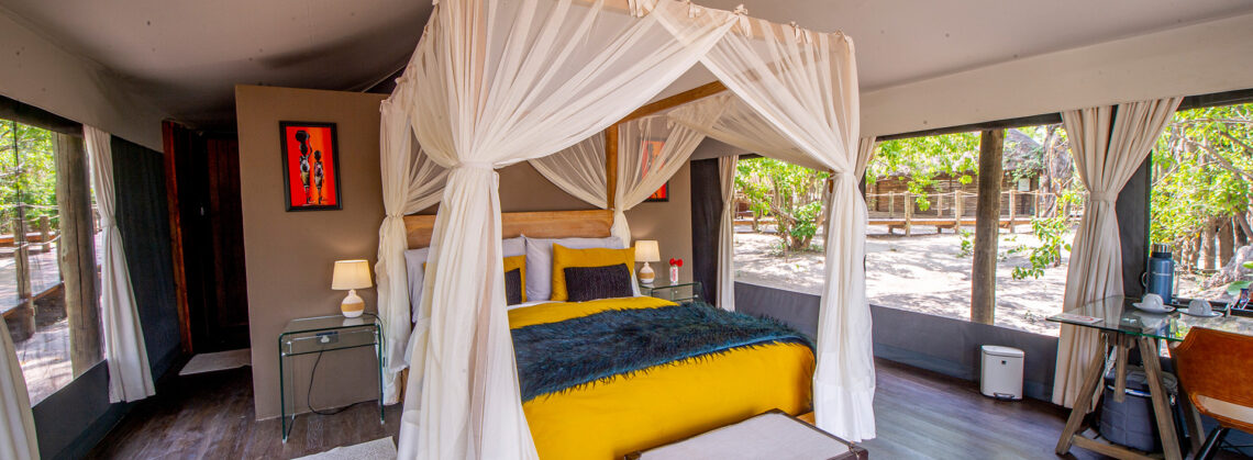 Khwai Expeditions Camp Luxury tented rooms with bath and shower